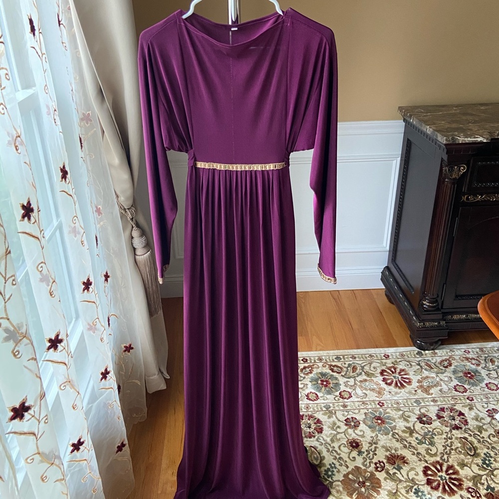 Modest maxi dress 💜